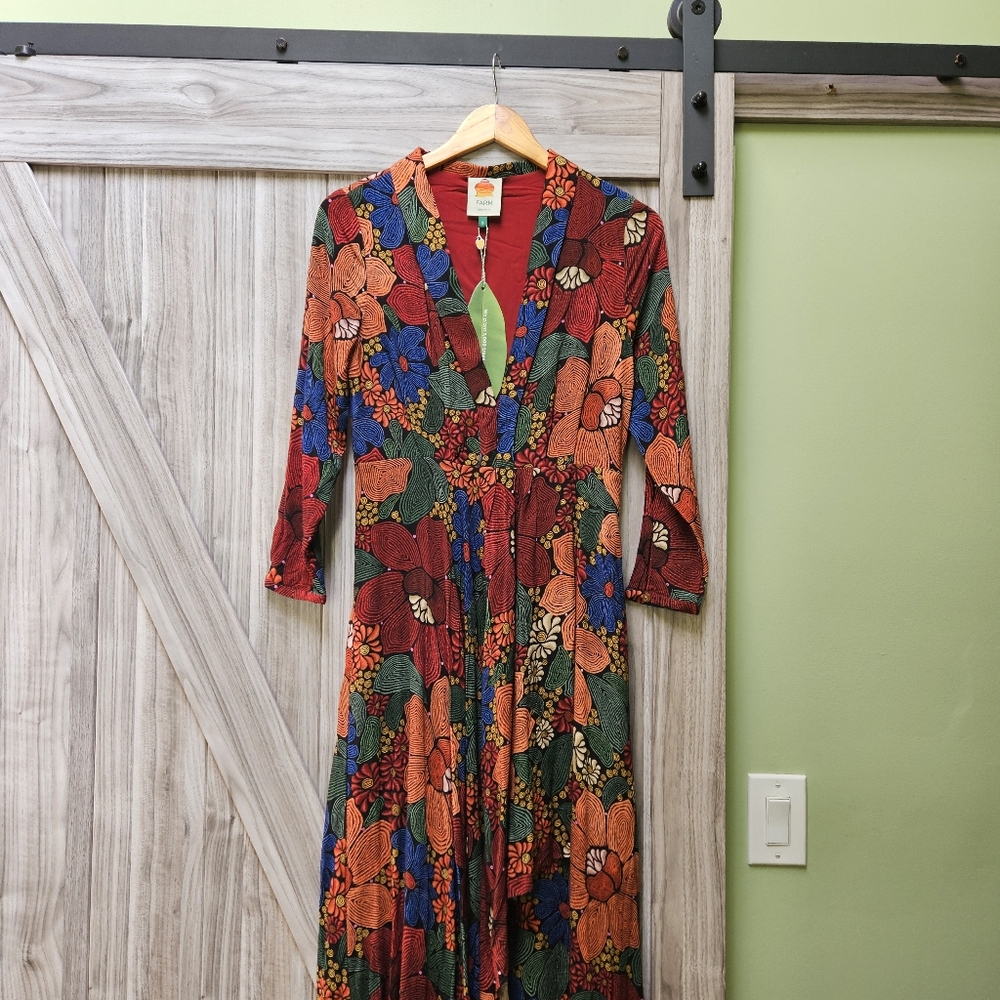 Farm Rio Black Stitched Flowers Maxi Dress - Picture 11 of 16